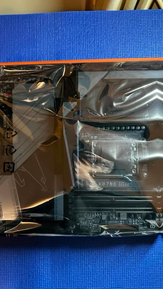 We usually don’t do custom pc builds anymore, but one of our regular business customers asked for a favour 🫡🙌 #bitsmelbourne #smallbusinesssupport #nvidia #derrimut #businessitsupport