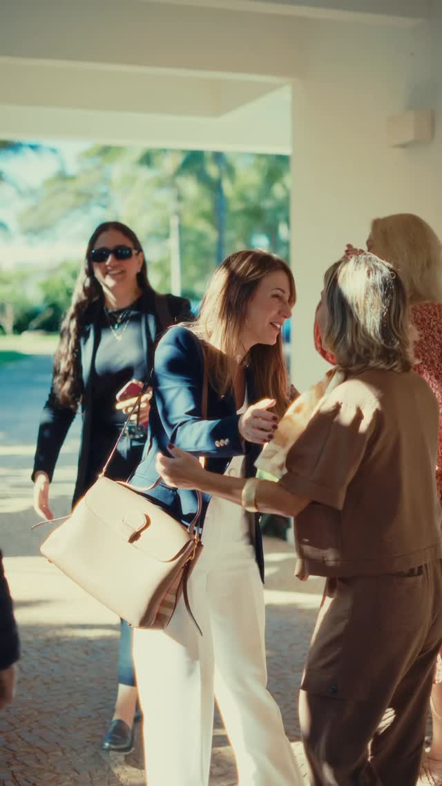 No dia 07/05, o Amigas da Corte, em parceria com a Mangalarga Consultoria, Projetos e Gestão, promoveu, no escritório Perman Advogados, um café da manhã dedicado à gestão e à estratégia para escritórios de advocacia, com a participação das consultoras Marília Botelho e Tessa Grybowski Luz.
O encontro reuniu lideranças e profissionais em formação para um bate-papo sobre os desafios da condução estratégica da advocacia, a troca de experiências e a construção de caminhos adaptados a diferentes perfis, estruturas e dimensões de escritórios.
Uma manhã de aprendizados e reflexão sobre diferentes formas de desenvolver visão estratégica, consistência técnica e construção institucional na advocacia contemporânea.
Agradecemos a parceria do @eduardobraz.film, reponsável pelos registros do evento.