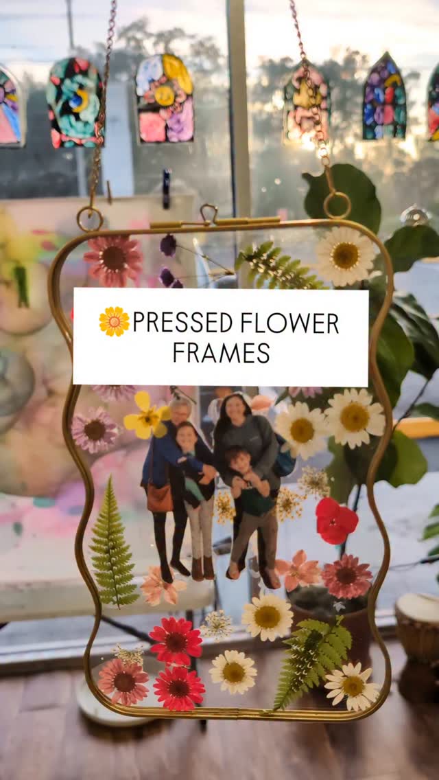 We made the sweetest Mother’s Day project 🌸 I love how the floating frames allow the light to shine through the pressed flowers, making every little petal glow so softly around the photos. Each one feels so delicate and timeless.