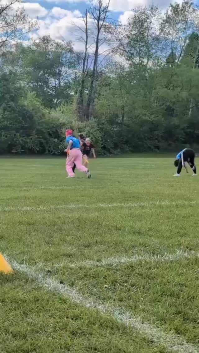 A couple coed flag highlights @flagfootball0914 ✌🏽 #flagfootball #femaleathlete