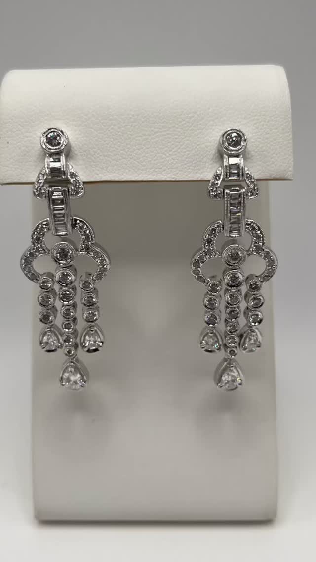Forever bridal, forever timeless āØš
These 18k white gold natural diamond earrings were made to shine through every wedding season moment ā from the walk down the aisle to unforgettable celebrations after dark. Elegant movement, brilliant sparkle, and heirloom-worthy craftsmanship make them a statement youāll wear for years to come.
Discover luxury that lasts at Alper Jewelry in Miami Beach. š¤
#NaturalDiamonds #WeddingSeason #BridalJewelry #DiamondEarrings #LuxuryJewelry