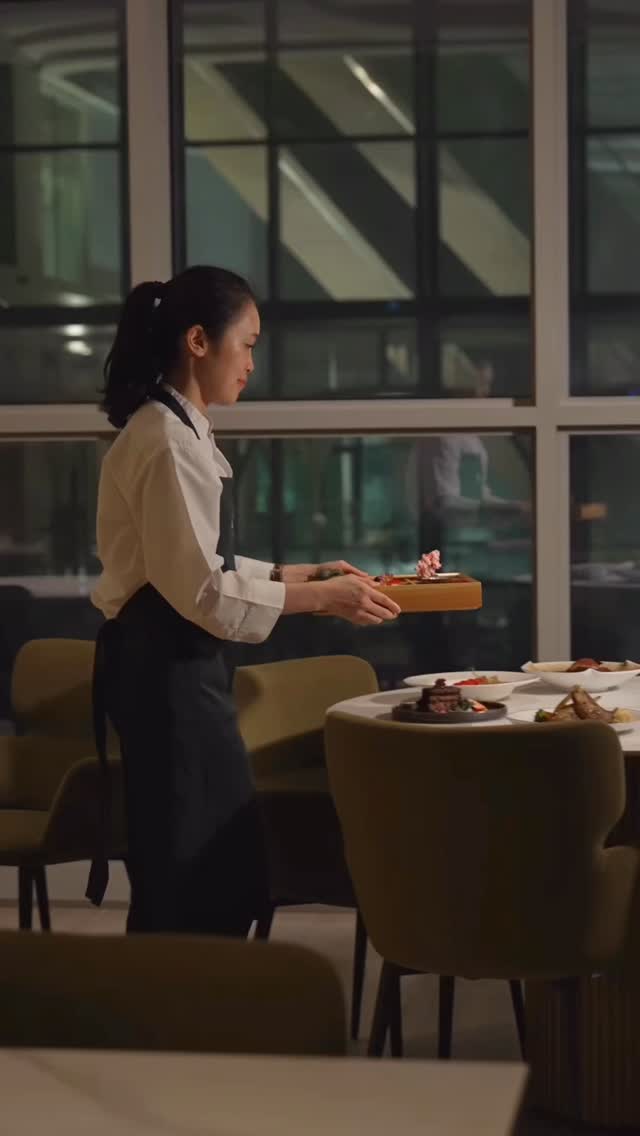Step away from the pace of the city and indulge in an elegant dining experience at MOSS CROSS TOKYO Singapore.
Our All-Day Set Menu is available daily from 11:30AM to 9:30PM, at $68++.
Featuring our signature SHOKADO-5, a thoughtfully curated selection of five distinct flavours and textures, beautifully presented with a seasonal touch.
Select your preferred main course and finish with the chefās dessert of the day.
Perfect for a leisurely lunch, a relaxed evening meal, or a quiet moment of indulgence.
šAvailable at MOSS CROSS TOKYO Singapore
181 South Bridge Rd, #02-01 Capri by Fraser China Square
Dine-in only | Reservation via Chope
Donāt forget to tag us during your visit!šø