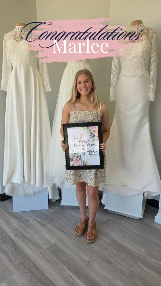 Congratulations to our sweet and gorgeous bride Marlee. She and ger Mom said "Yes to the Dress".! YAY.! ✨️ 💐🎉🎊🍾