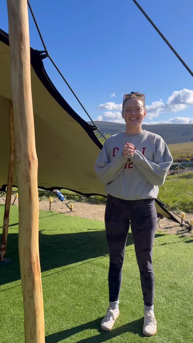 This Sunday morning ☀️ outdoor yoga & breathwork in the mountains in @tighnalluis and a session in the yurt sauna together afterwards
10am - 12.30pm
Booking link in my bio
Grá Mór ♥️
#yogadublin #discoverireland #natureyoga #dublinmountains #yogacommunity