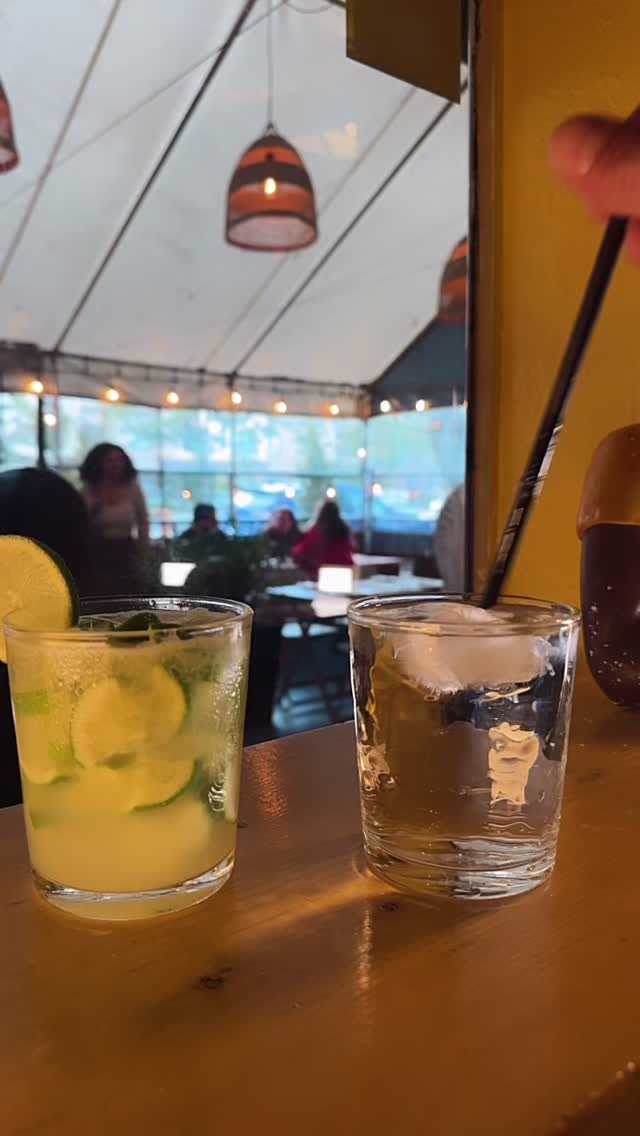 I don’t know about you, but here you already have the Preferred sound...
#botecobrasil #caipirinha #drinks #brazil #vancouver