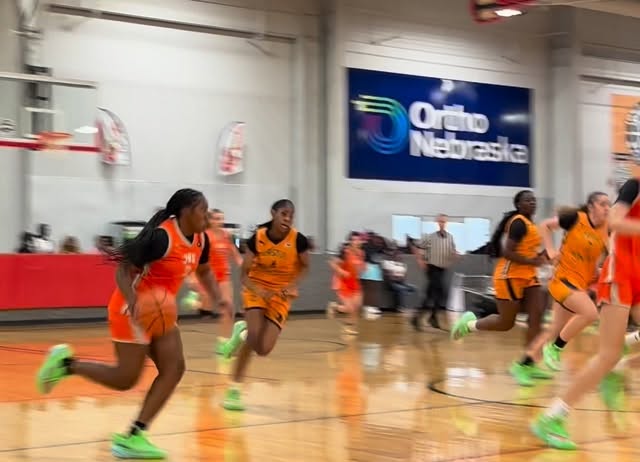 Callia Johnson on JBS 16u Puma Pro 16 getting after it day # 1 in Nebraska! 😮💨