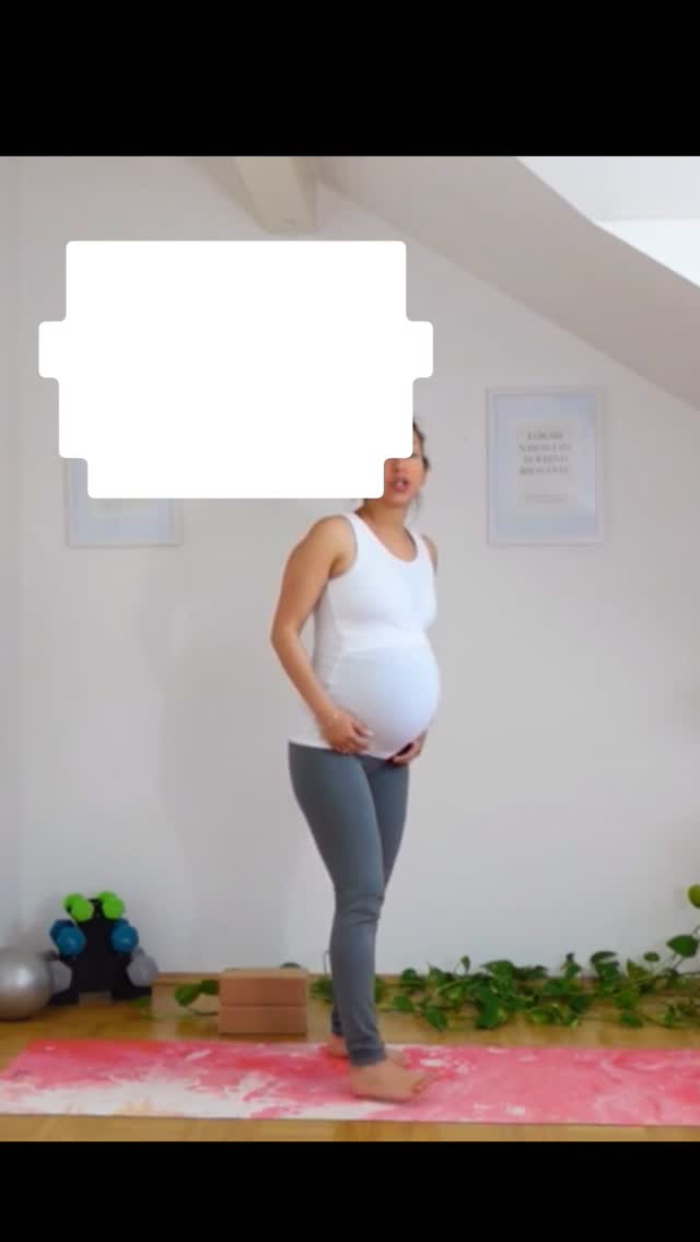 The pregnant women I work with aren't asking me to help them prep for birth anymore.
They're asking why their lower back aches every time they try to work out the way they used to. And whether this will carry on into postpartum.
They're asking how to stop feeling so exhausted. How to keep or build strength not only to look fit, but to support their life and goals in a way they actually enjoy.
How to read and honor the signals their body is sending.
The women who move through pregnancy and postpartum with the least pain and the most confidence aren't the ones who push hardest.
They're the ones who learned to work with their body instead of against it.
If that's the shift you're ready to make, my Move with Ease in Pregnancy Program is the place to start.
💛 DM me or Comment EASE and I'll send you the link with more details
#movewithease #breathesculptflow #secondtrimester #thirdtrimester