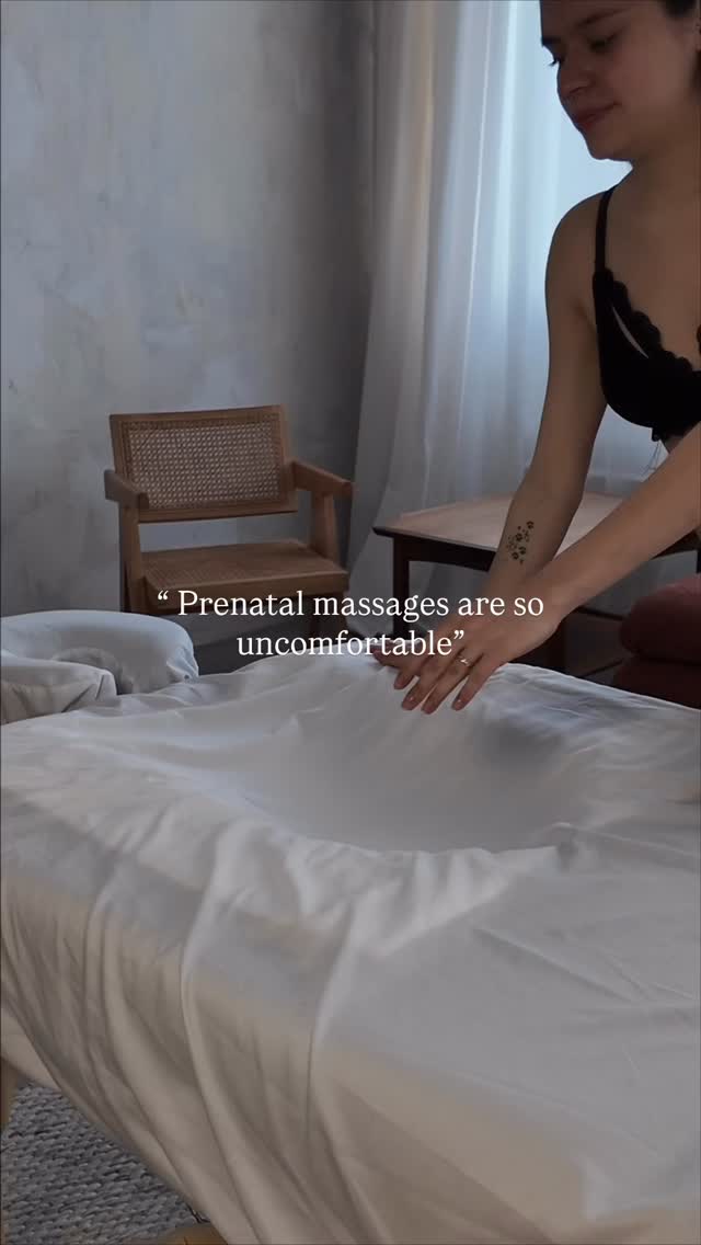 The truth is:
prenatal massage requires a completely different approach, technique, and touch. Not every massage therapist is specifically trained to work with pregnant women, and that changes everything.
If you’ve had a bad experience before, it doesn’t mean prenatal massage isn’t for you — it may simply not have been adapted properly to your body and your pregnancy.
For us, every detail matters:
✨ positioning that actually feels comfortable
✨ soft but effective pressure
✨ support prenatal table & body alignment
✨ a calm, safe environment
✨ and the comfort of receiving your massage at home
Pregnancy already asks so much from your body. Your massage should feel like relief, not something you have to “get through.”
Book your prenatal massage today 🩵
#PrenatalMassageMontreal #PregnancyMassage #MassageMontreal #PrenatalCare #MontrealMoms MontrealWellness MassageTherapyMontreal PregnancyComfort