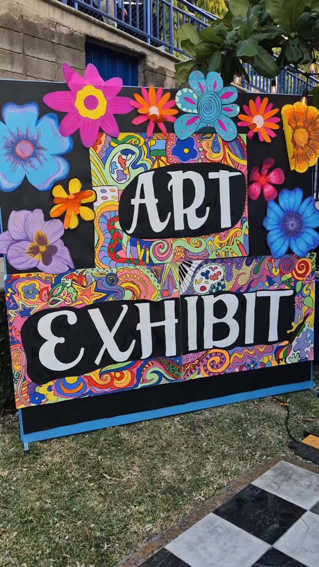 Art, imagination, and talent took center stage at our DS Art Exhibit!
From bold ideas to beautiful masterpieces, our students amazed us with their talent, imagination, and artistic expression. We are so proud of every piece displayed and every student behind them!
A heartfelt thank you to Ms. Karen Raudales, Ms. Monica Rivas, and Ms. Marisela for their dedication, creativity, and love poured into every art class. Your guidance and encouragement inspired our students to express themselves beautifully through art, and we are deeply grateful for the incredible work you do each day. 💙
#DSArtExhibit #DiscoverySchoolTegucigalpa #StudentArtists #ProudMoments