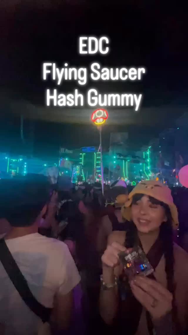 100mg down the hatch at EDC 🚀✨💎
Flying Saucer Friday the Space Gem way 💃🌙💎
This is how we dance ‘til sunrise…
one Flying Saucer at a time 🛸⚡️💎