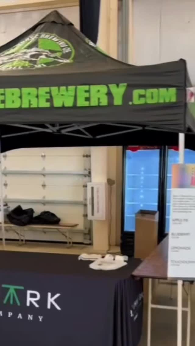 World Expo of Beer results are in!
We’re proud to announce the #DarkHorseBrewery family of brands has won the following:
🥇 @altesoriginal Sportsman, Gold, International Lager
🥈 @roakbrewing Ice Cream Man, Silver, Fruit Beer
🥉 @roakbrewing Devil Dog, Bronze, American Dark
#worldexpoofbeer #DrinkMichigan #frankenmuthmi #darkhorsebreweryfamily