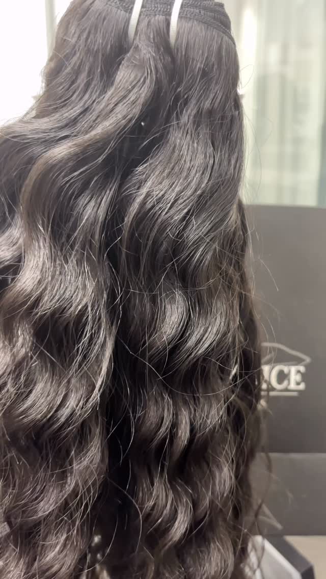 Giving you confidence in every strand ✨ Experience our hair as if you grew it directly from your scalp 💕 Shop bbchiatextensions.com for intentional hair today 🔗 in bio.