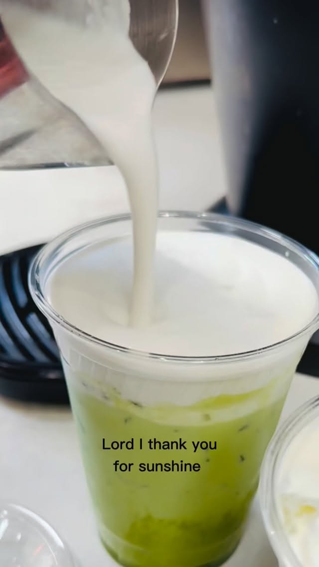 Come to ❤️Dulcedo Coffee❤️, join us, visit our shop, and Like and Follow our page. Closed on Sundays 😉.
.
Follow @dulcedocoffee
.
#dulcedocoffee #coffee #coffeeshop #coffeehouse #matchalatte