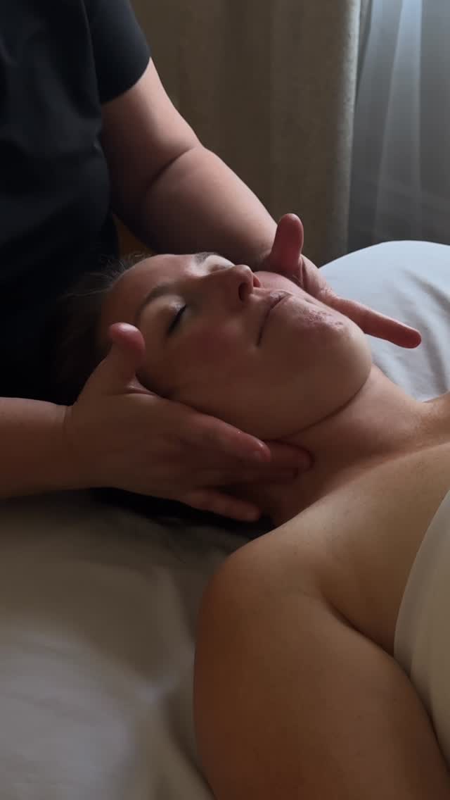 Let that jaw tension just melt away 😌💚
We have massage openings EVERYDAY this week! Give us a call or book with us online using the link in our bio 💆♀️
#massage #massagetherapy #nhbusiness #nh #603business