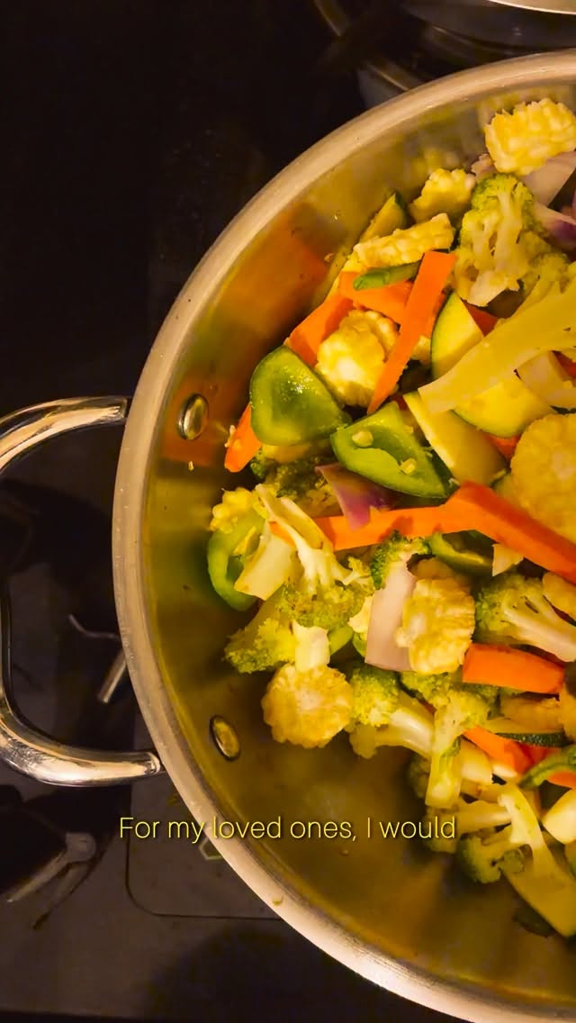 For my loved ones, I would… slow down, stir with intention, and make something warm enough to feel like a hug 🤍🍲
(Weekend, Slow living, Cooking, Thai curry, food, fyp #weekend #cooking #aesthetic #slowlivingmovement #mumbai )