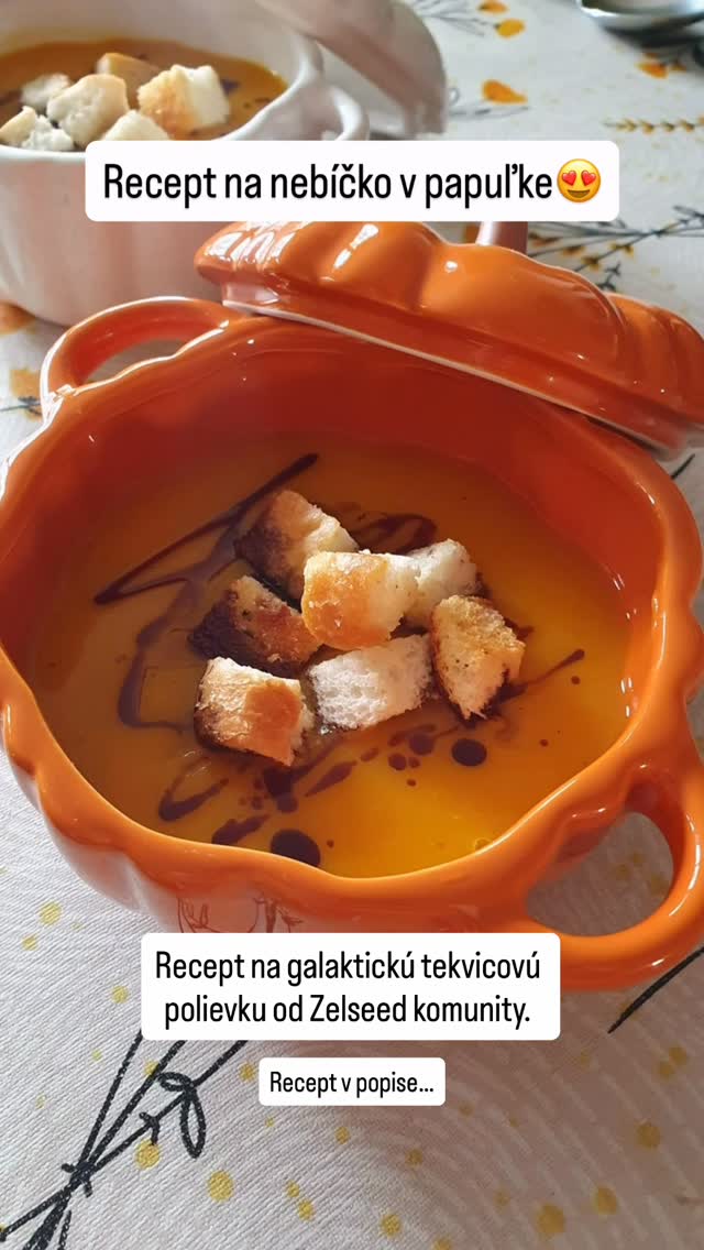 Recept na výbornú krémovú polievku z muškátovej tekvice
Potrebujeme: muškátovú tekvicu, cibuľu, mrkvu, zemiaky, kúsok zeleru, cesnak, olej, vývar/vodu a na dochutenie soľ, mleté čierne korenie a muškátový oriešok
- všetko si vopred nakrájaj/stačí na väčšie kusy - bude sa mixovať
- na oleji orestuj cibuľu, pridaj cesnak
- hneď ako sa rozvonia, pridaj zvyšok nakrájanej zeleniny a nezabudni osoliť a okoreniť
- zopár minút restuj a následne zalej vývarom/vodou
- ak je všetko mäkké rozmixuj ponorným mixérom do hladka
- ak sa ti zdá príliš hustá dolej vývar/vodu poďľa potreby a nechaj jemne prebublať
- a na záver pridaj šťipku muškátového orieška
- NEZABUDNI OBČAS PREMIEŠAŤ
- Dobrú chuť !!#zelseed #cuketa #mojazahrada #pestujeme #zahradkar