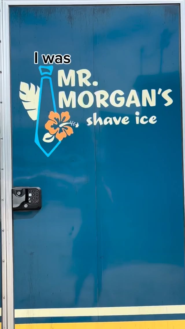 Busy thinking about …….shave ice 🍧🥳❤️
.
.
.
.
.
.
.
#shaveice #dessert #staugustine #visitstaugustine #summertime #staugustinebeach #delicous #summervibes