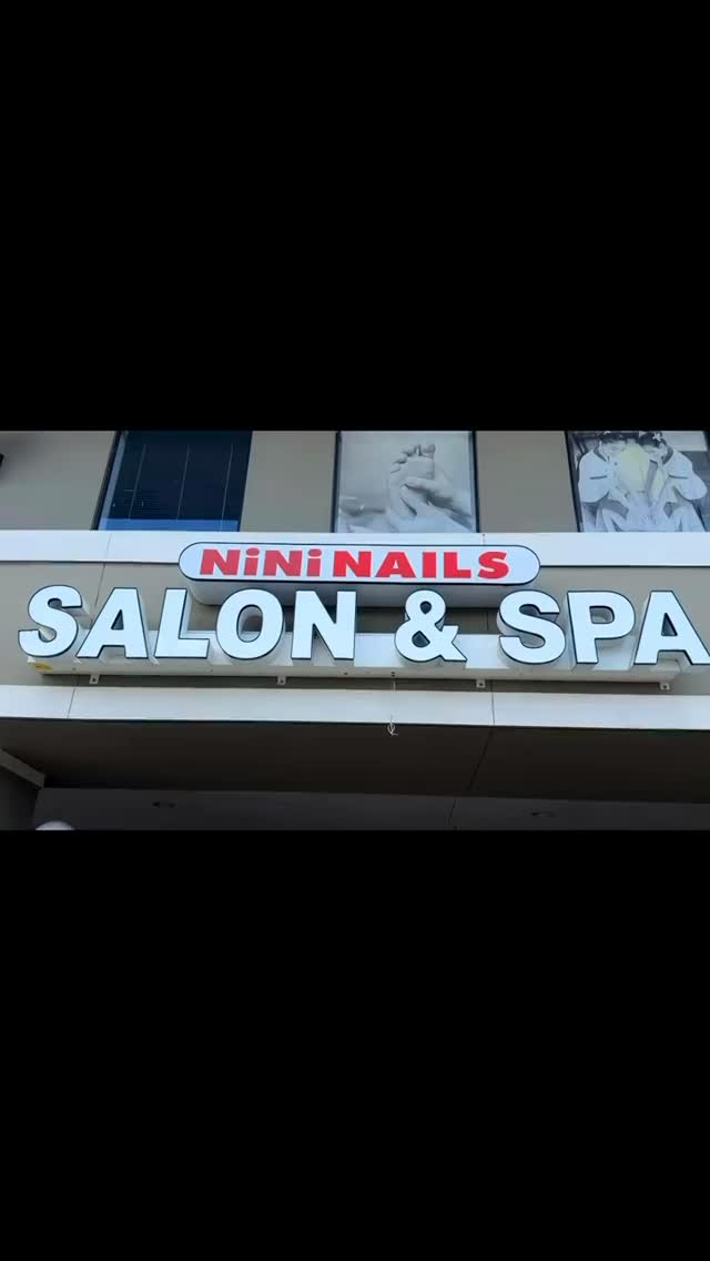 You booked your Grad nails and pedicure at NiNiNailsSalon ๐
Booking online:
www. NiNiNails.com
#nininailstampa #tampanailart #nails2inspire #carrollwoodvillage #naillove