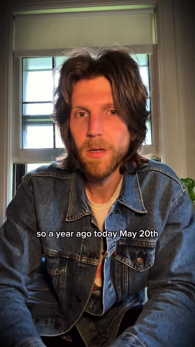 Today marks 1 year since the release of my song “No Witness”
I was thinking of the movie Easy Rider when I wrote it. It’s about the innocent who no longer have a voice and what happened to them, never known. Thanks to everyone who have been listening over the past year!
#singersongwriters #bluesmusic #easyrider #folkmusic