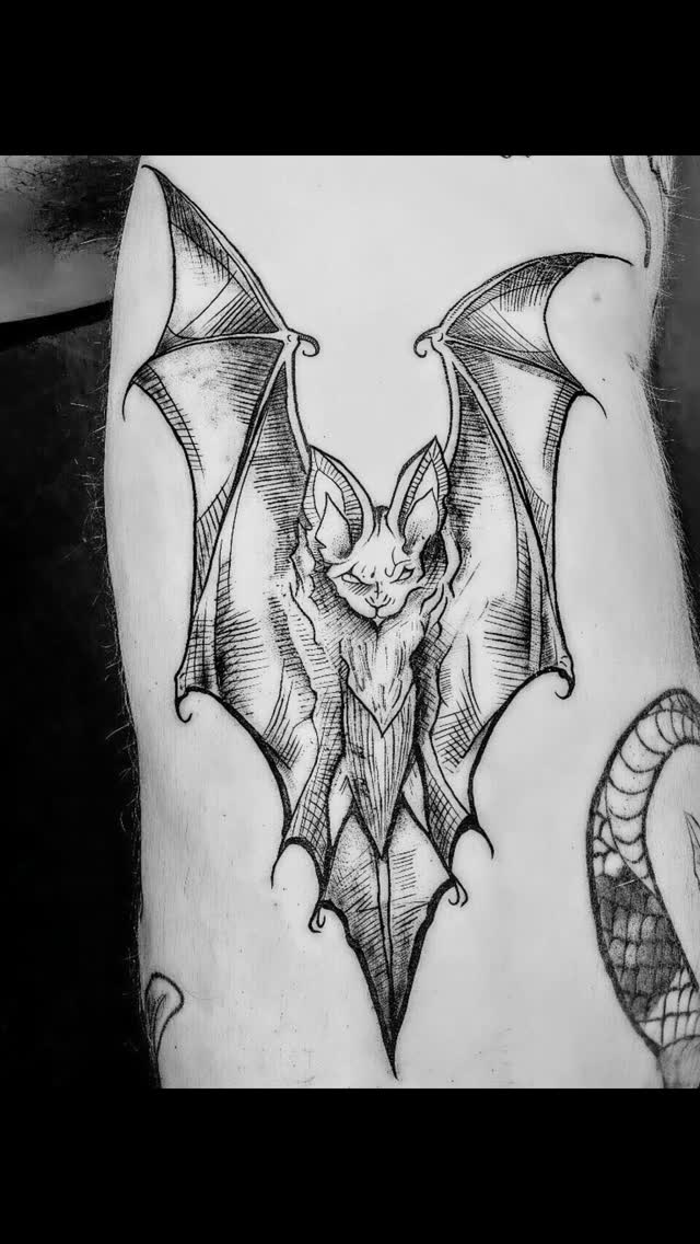 If you're looking for a tattoo artist in Salt Lake City, Utah make sure to check out @stivenstattoo over at @raventhorn.manor.tattoo
Schedule a consultation with him at
Themanortattoo.com
#saltlakecitytattoo #UtahTattoo #saltlaketattoo #SLCTattoos #utah