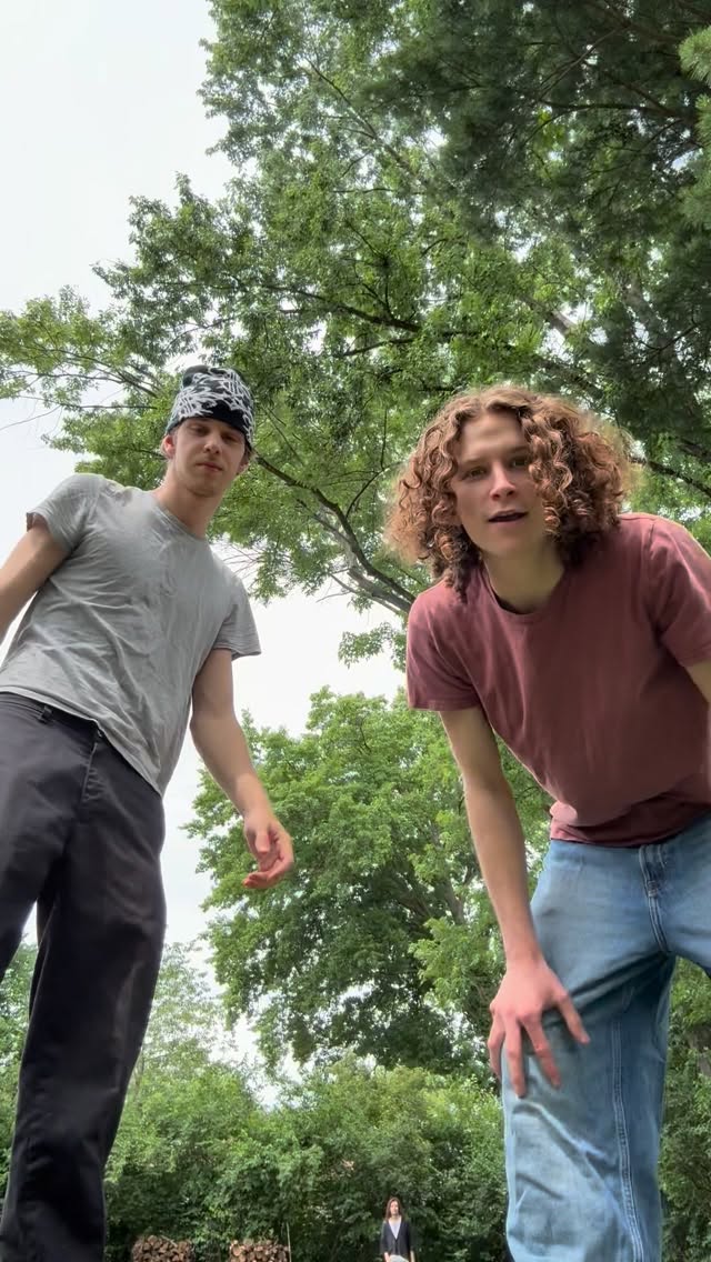 SATURDAY 5/30 with our friends @threegonband and @feed.the.masses.band at @thekey_stl see you there
TICKETS IN BIO
#stlouis #livemusic #newband