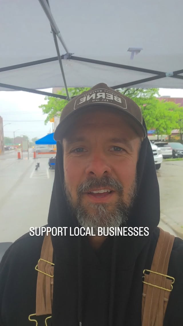 Take a look at the dedication of the small business owners in Windsor Essex County @dwfmarket
.
Let it rain, let it snow,,, throw whatever you want at these people and watch them show up for you no matter what.
.
#SupportLocal #windsorsmallbusiness #519smallbusiness #windsorstrong #yqg