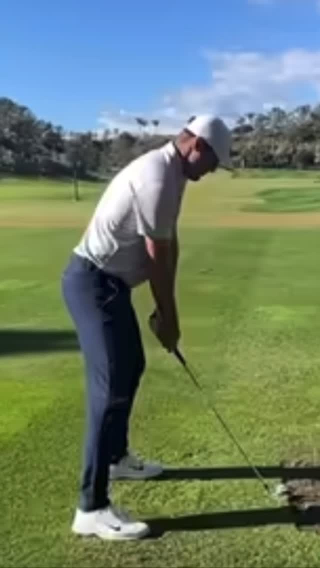 Sometimes in golf we can get far too caught up chasing the “perfect” swing and worrying about specific positions.
But the reality is golf is about match ups and finding movements that allow YOU to deliver the club consistently and efficiently.
That may mean having certain idiosyncrasies in your swing that are unique to you.
Look at Scottie Scheffler.
Not enough is made of just how good his golf swing actually is. The movement patterns, sequencing and delivery are world class and the results speak for themselves.
❌ Chasing perfect positions with no understanding of function
❌ Trying to copy swings that do not suit your body or movement patterns
❌ Ignoring impact and ball flight
What we want instead:
✅ Understanding your own match ups
✅ Building a swing that works for you
✅ Creating consistency through function, not just aesthetics
The best swings in the world are not always textbook… they are repeatable, functional and produce elite results.
The question is… what would you actually change in Scottie’s swing and why?
Online coaching available through Skillest or book an in person lesson directly with me.
Message me or head to the link in my bio to get started.