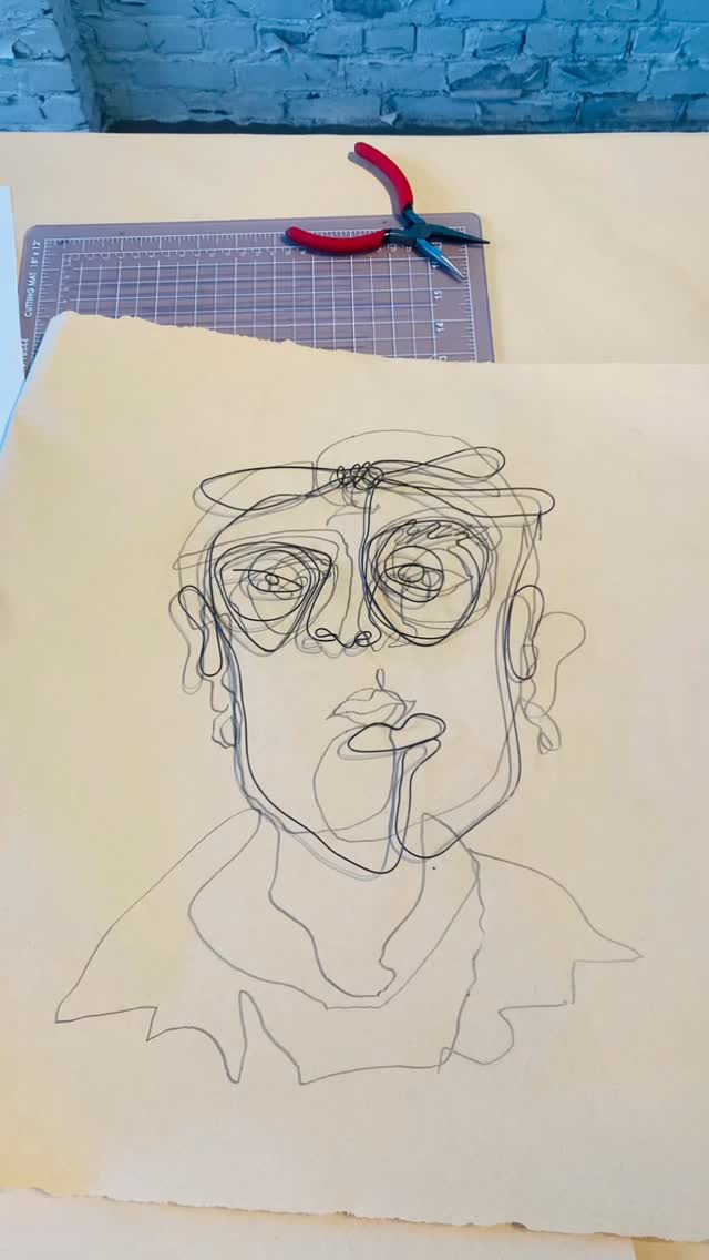 portrait wire sculpture workshop with @wired_sculpture_studios
June 28th Sunday
space is limited - this workshops for folks age 13 and up!
link in bio