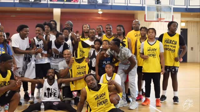 @thisislifechi vs @merchchicago
Join us on August 1, 2026 at 945 W 69th Street, Chicago, IL 60621 community event featuring:
3-Point Contest Winner gets $100!
Contest is open to ALL ages
Come out for good vibes, community, competition, and fun for the whole family