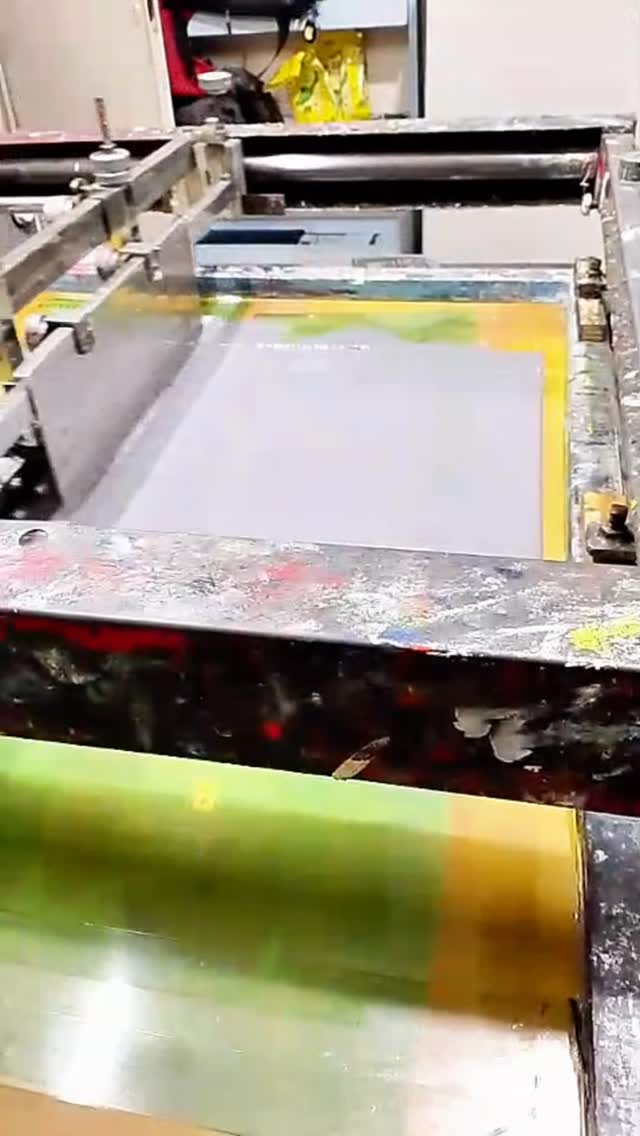 Precisión, resistencia y terminaciones de calidad 🔧✨
En CG Planograf realizamos impresión por serigrafía para frentes de gabinetes de RSV, logrando piezas duraderas, prolijas y adaptadas a las necesidades de cada proyecto industrial.
La serigrafía permite obtener impresiones resistentes al uso, con excelente definición y gran calidad en cada detalle.
✔️ Alta durabilidad
✔️ Excelente terminación
✔️ Ideal para uso industrial
✔️ Producción personalizada
Trabajamos cada pieza con precisión para garantizar resultados profesionales y funcionales. 🚀
#Serigrafía #CGPlanograf #Industria #Gabinetes #ImpresiónIndustrial