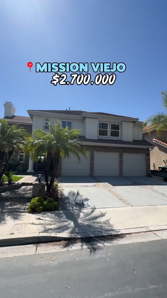 The perfect blend of strong bones and modern luxury design. This Mission Viejo home checks all the boxes.
House highlights:
5 bed | 4.5 bath | 3520sqft
Priced at $2,699,900
Guard gated community
Fully Renovated with $700k worth of upgrades
Excellent school district
HOA just $297
What more can you ask for?
Comment “MV” if interested or feel free to send me a DM for a private showing.
Ready to Buy or Sell in OC, Click the link in my Bio and Book a 1:1 Call📱with me to get started! I’d love for us to chat!
🙋🏽♀️ ChiChi Achara, SoCal REALTOR
📲 949-545-4309
📧 SocalRealtorChi@gmail.com
🌎 www.chichiachara.com
📍 Orange County, CA
#missionviejorealestate #missionviejo #missionviejolake #orangecountyrealtor #orangecounty