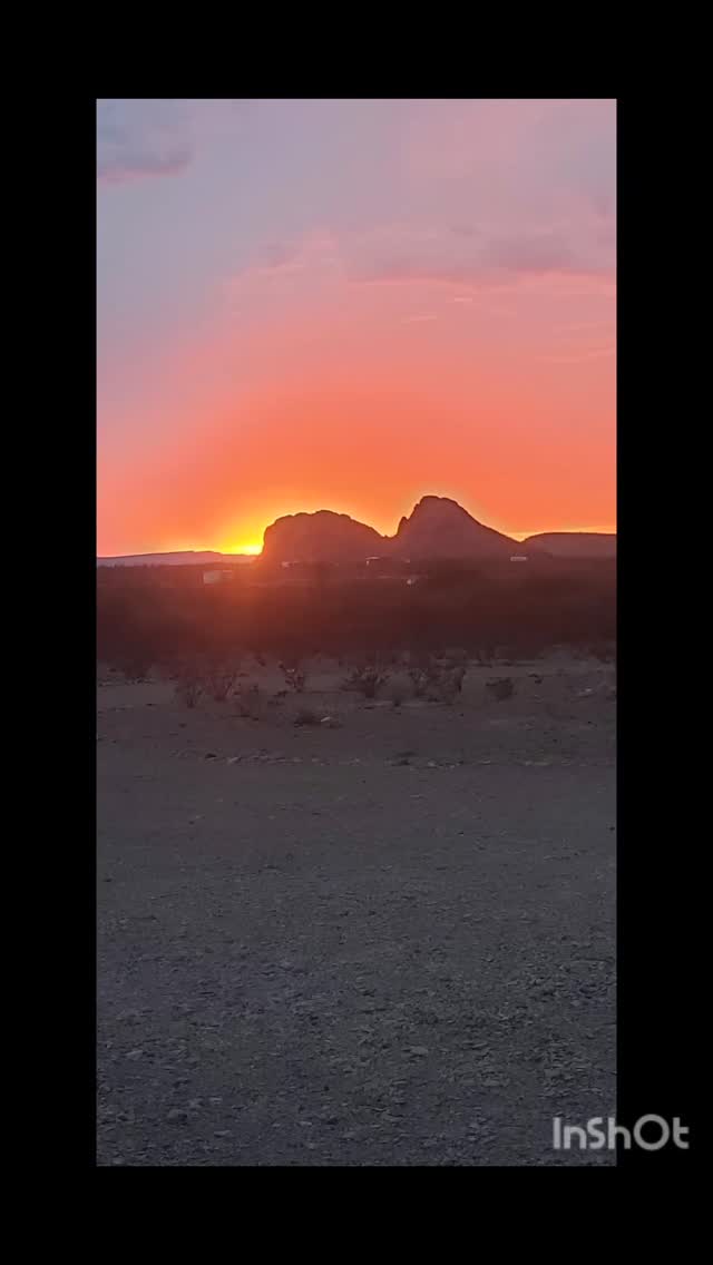 To All from myself & Get Lost Tours.
#nobigbendwall #bigbendnationalpark #terlinguatx #getlosttours #jeeptours