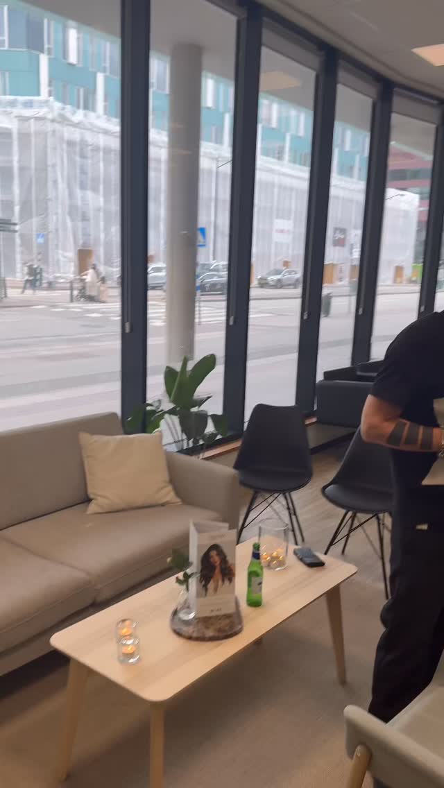 Vill tacka @bywe_sverige för en underbar AW häromdagen. Tack även @joelbirkemose.hair för din inspirerande trendspaning. Alltid kul komma ut och träffa kolleger för att nätverka. Kram 🤩🥰🍾