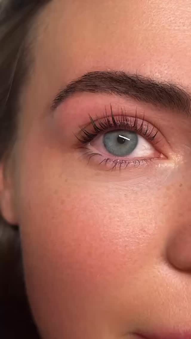 ✨ KOREAN LASH LIFT ✨
You girls are LOVING these lately 🤍
I’m now fully booked until 11th June, but I’ve opened extra appointments after this date due to demand ✨
If you’re wanting summer-ready lashes with that soft glossy lifted look… make sure you pre book ☀️
Appointments are filling FAST 🤍