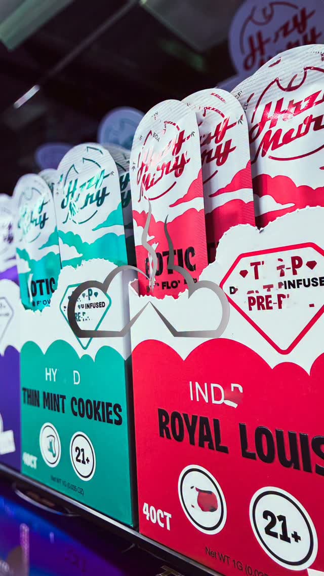 Hazy Mary just touched down in West Boca 🌴☁️
Smooth vibes, fresh flavors, and one of the cleanest new drops we’ve seen lately 👀
If you know, you know.
Catch them while they’re still around at Cloud House (Target Plaza) ✨
#WestBoca
#BocaRaton
#CloudHouse
#SouthFloridaFinds
#LifestyleDrop