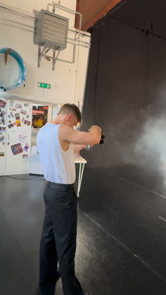 Cool shooting today for our new stage performance 🕺
Excited for the photos 😎
@jonglissimo
#flying_freaks #parkour #show #performance #shooting