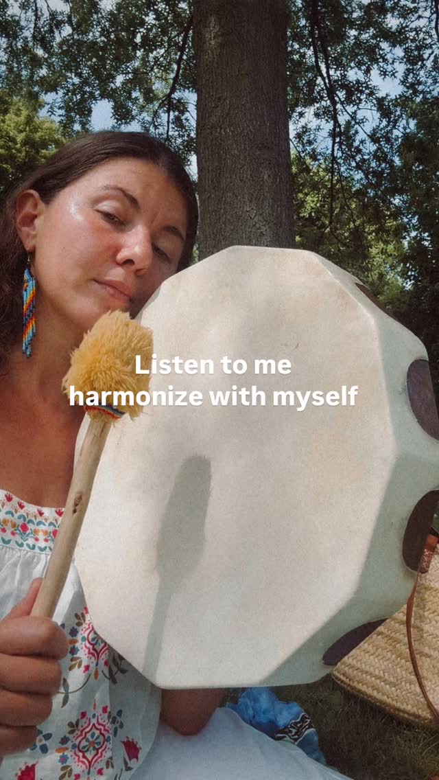 I free-flowed this song with my drum the other day, harmonizing with the birds….and the lawnmowers.
Then I sang a harmony over myself.
I keep learning that if you want to find your sound, you have to start by listening.
And when we listen well, we can harmonize with the sound of the moment, and create something new. That does not compete with nature, but complements her.
—
This is the energy of Voice & Devotion 1:1’s. Exploring our sound in harmony with nature, coming alive through out expression. Link in bio with more details 🤍
#drumsong #originalsong #medicinemusic #voiceactivation