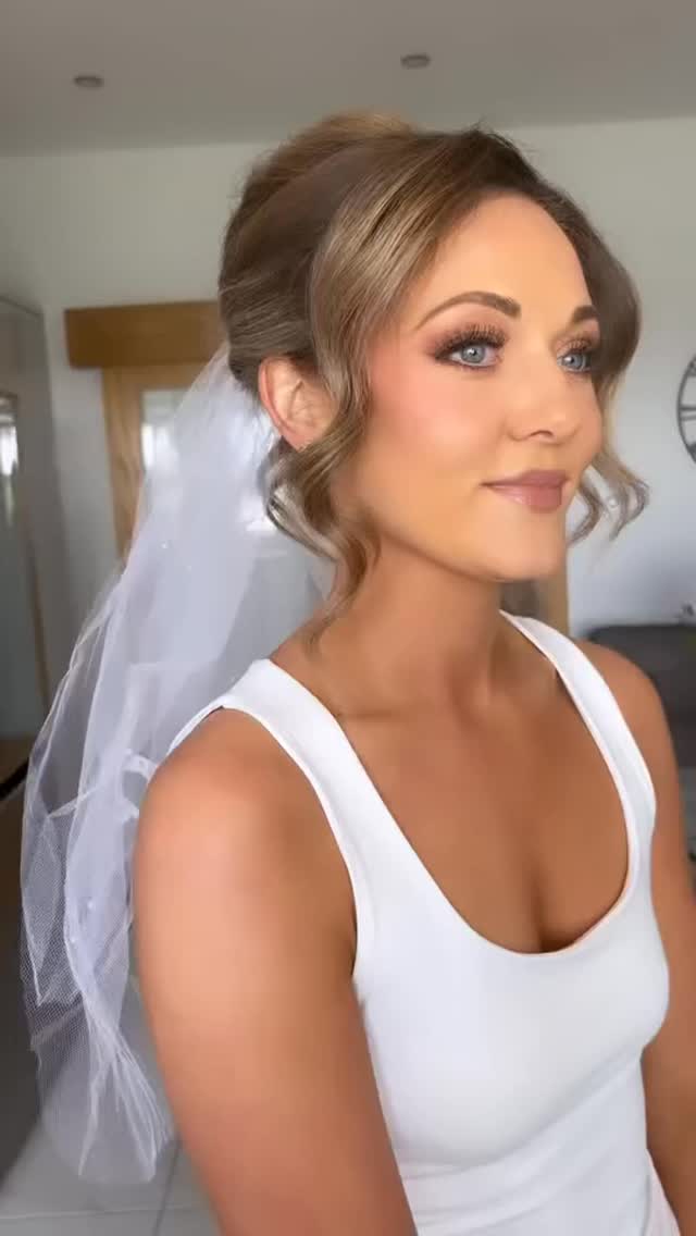 FAYE 🌸
Bride to be Faye looking amazing for her henny
Spray Tan - @clairegardenmakeupandspraytans
Make up - @eloiseparker_mua
Hair - @eloiseparker_mua
Hope u had an amazing night
#spraytan #dolceglow #moray #scottishwedding