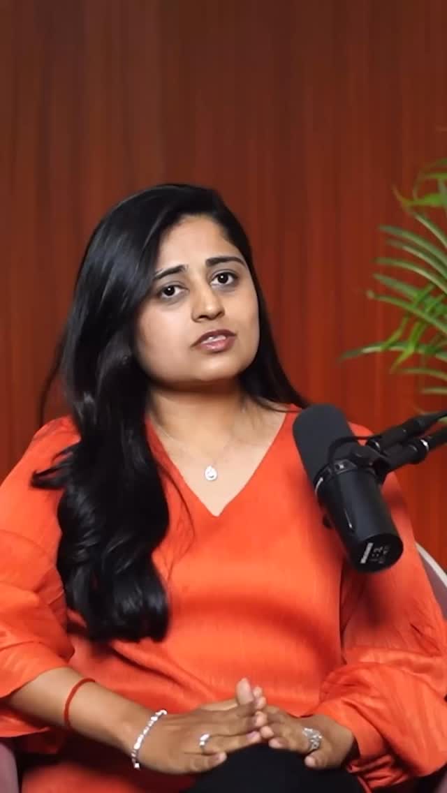 “Lab-grown diamonds don’t give returns?” 💎
What if the biggest return is the money you don’t spend? From saving lakhs upfront to investing the difference and still owning the same sparkle, this conversation challenges everything we think we know about diamonds and investments.
🎙️ Filterless Talk Podcast
#FilterlessTalk #LabGrownDiamonds #SmartInvesting #MoneyMindset #LuxuryDecoded