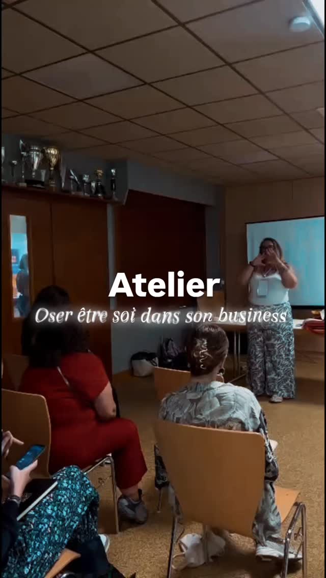 Aujourd'hui, à l'occasion du 5e anniversaire de l'antenne de Saverne de femme de territoire, j'ai eu le plaisir d'animer un atelier oser être soi dans son business.
J'ai adoré l'énergie de ce groupe, j'ai adoré partager.
J'ai adoré échanger avec toutes ces femmes porteuses de projets et de leur faire comprendre à quel point c'était important de mettre son unicité dans son business pour créer de vraies relations.
