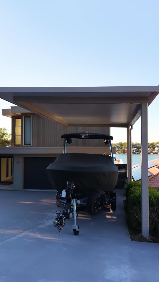 Practical. Elegant. Safe from the elements.
Whether it's you, your car or your boat: we've got you covered.