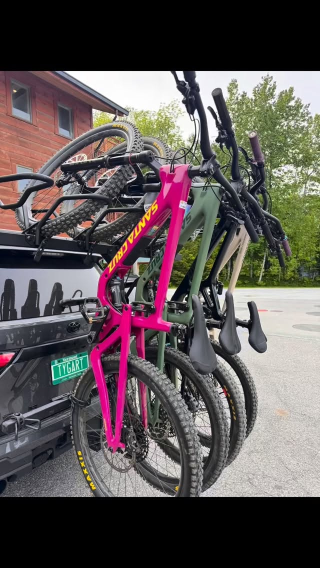 We took @abbeyfrenz_ to @killingtonmtnbikepark for her first downhill mtb experience and I think we created a monster. She killed her first day! #gravity #mtb #bikeshop #vermont #killington