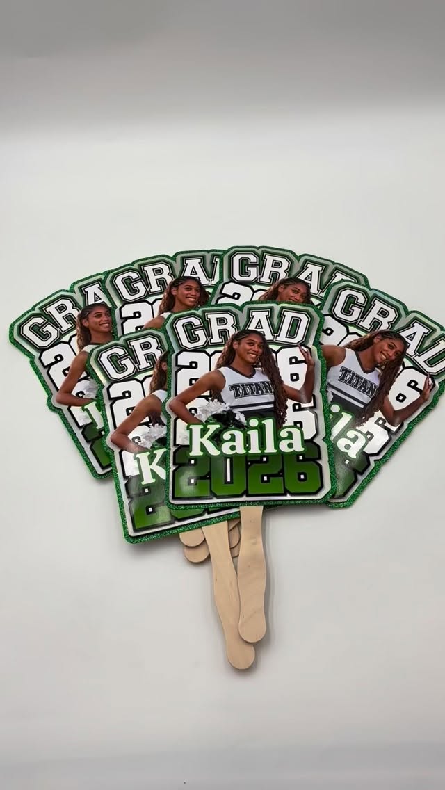 Another day another grad fan 😌
Class of 2026 it’s your time ✨
Don’t miss your chance to get your spot for graduation must haves
#ClassOf2026 #PartyFavors #Graduate