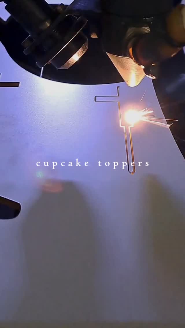 A little bit of BTS for these beautiful toppers ✨️
📍Somerset West | 081 879 4603 | info@creatifhelderberg.co.za
#cupcaketoppers #lasercutting #capetown