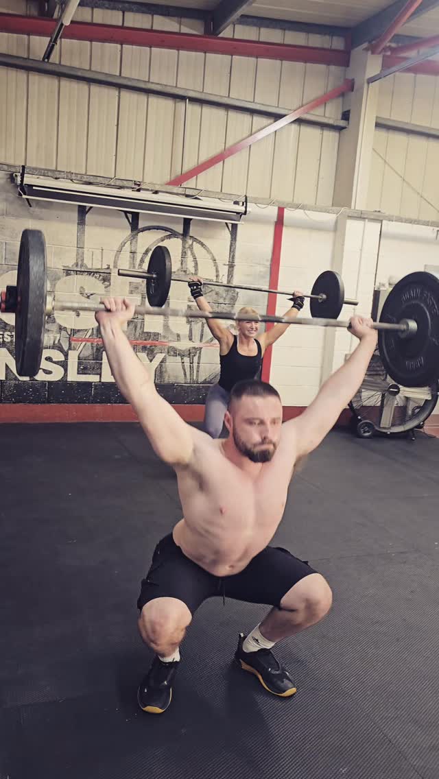 Member shout out ✨️
Happy Birthday to Merlins BFF @sam_new1on
Far too bloody strong for his own good but an absolute softie deep down.💪
He may have left us once but he saw the error of his ways and has returned to the dark side 😜
Hope you have a brill day 🍻
#crossfitbarnsley #membershoutout #birthdayboy