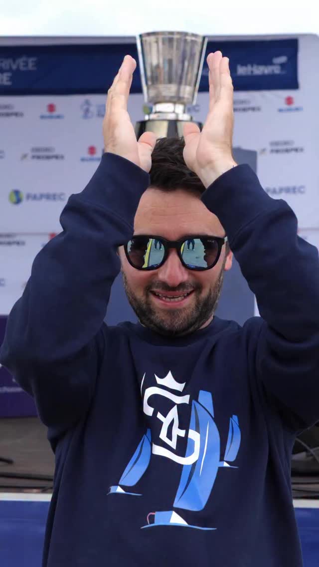 🎤 On clôture en beauté cette 57e édition de La Solitaire du Figaro Paprec avec le dernier Dockside Stories.
Au programme : une immersion au cœur des célébrations, aux côtés des marins.
𝑫𝒐𝒄𝒌𝒔𝒊𝒅𝒆 𝑺𝒕𝒐𝒓𝒊𝒆𝒔 𝒑𝒓𝒆́𝒔𝒆𝒏𝒕𝒆́ 𝒑𝒂𝒓 Seiko ⌚️
🎥 Falcone Production / La Solitaire du Figaro Paprec
#IciNaissentLesLégendes #LaSolitaire