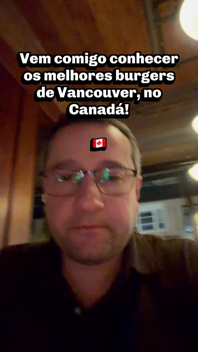 Nem só de lesson plans vive o teacher. Quando escurece ou bate aquela fominha, nada melhor que um bar / pub pra conectar com locais e comer um belo burger! #vancouver #canada #livethelanguage