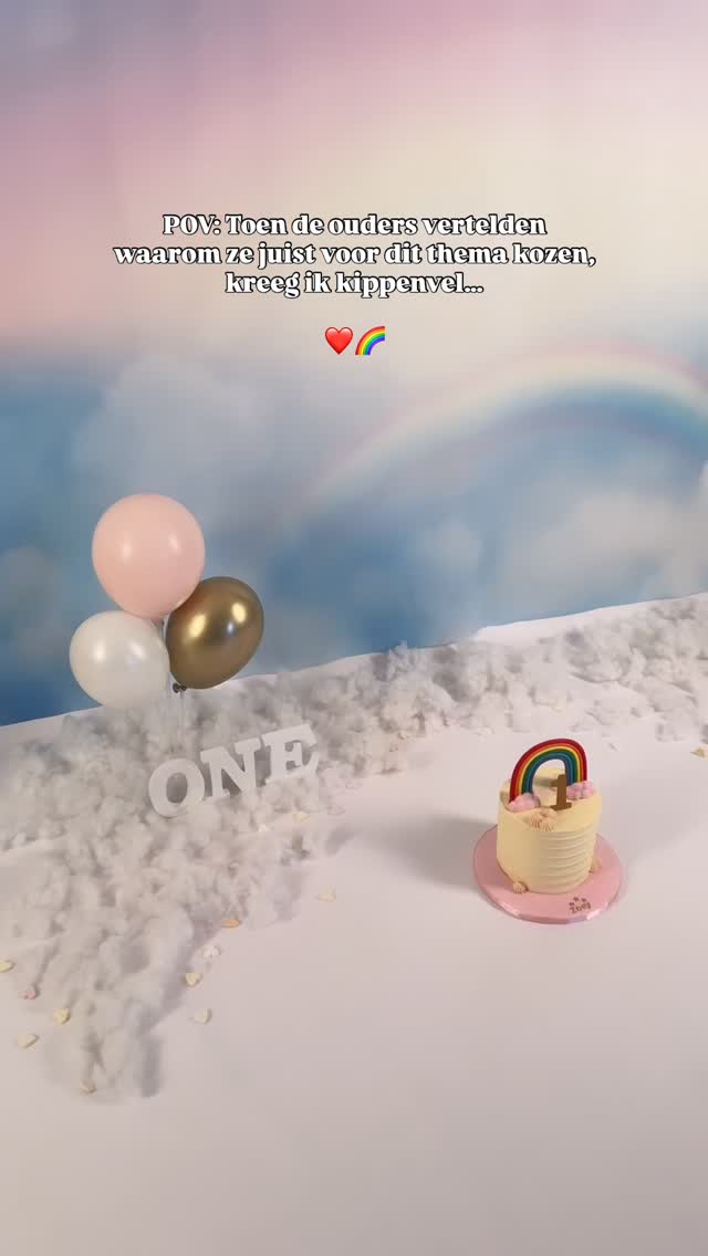 Een cakesmash is zo veel meer dan alleen ‘’een paar foto’s met een taart…’’🥹🎂🌈
Lees het verhaal achter deze bijzondere shoot in de post op m’n Instagram feed✨
#cakesmash #eersteverjaardag #cakesmashfotoshoot #1jaar #11maanden