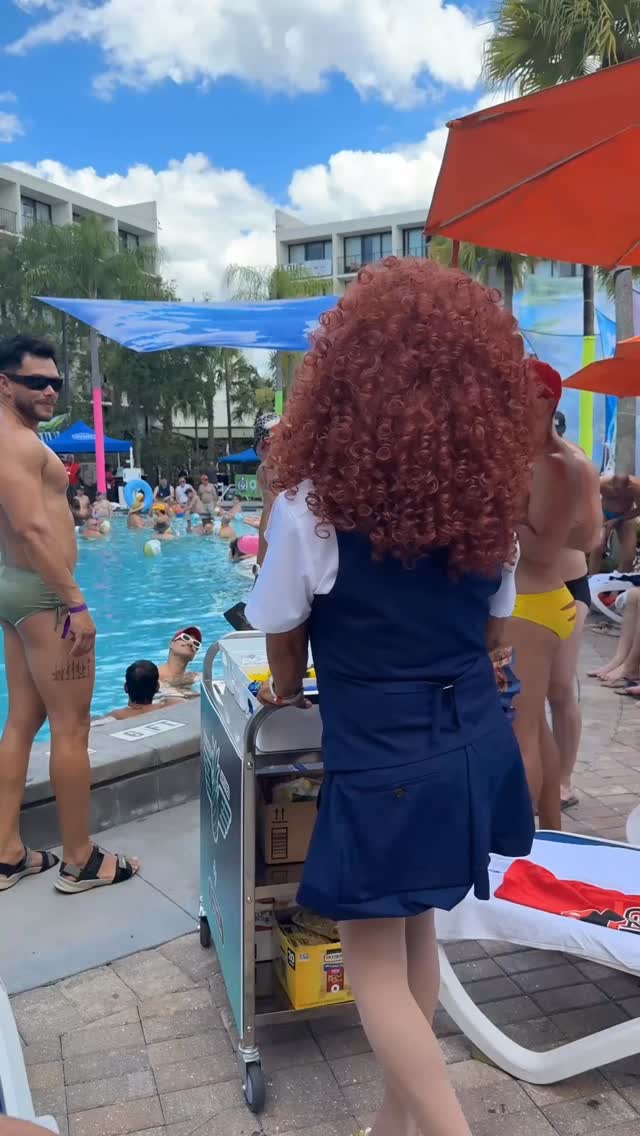 A little Pineapple challenge at One Magical Weekend🍍
We asked One Magical Weekend one simple question:
Some people were surprisingly accurate.
Some were... optimistic.
#OneMagicalWeekend #OMW #Pride #pineapplehealthcare