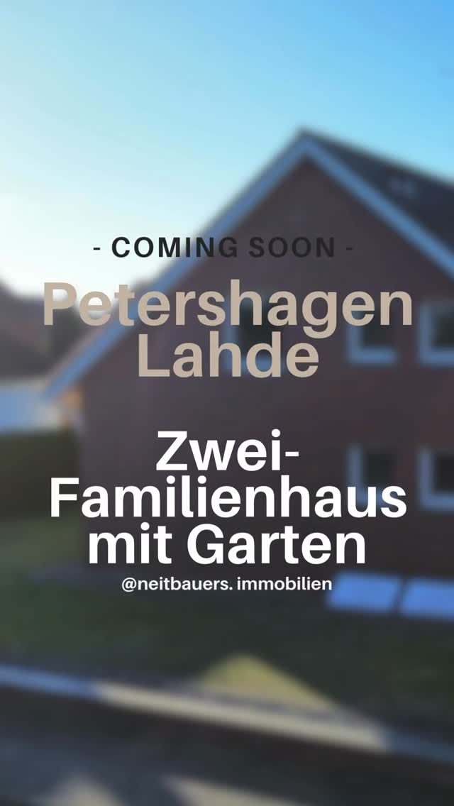 VERKAUFT // Zuhause für zwei Parteien. Oder eine solide Kapitalanlage?
In Petershagen-Lahde wartet ein Wohnhaus mit zwei separaten Wohneinheiten auf seinen nächsten Abschnitt.
Ca. 200 m² Wohnfläche, Treppenhaus und vielfältige Nutzungsmöglichkeiten bieten Raum für Eigennutzer, Mehrgenerationenwohnen oder Vermietung.
Dazu kommen Wintergarten, Loggia, Garten, Garage und ein Vollkeller.
Für alle, die flexibel bleiben möchten.
Für alle, die Wohnen und Vermögensaufbau miteinander verbinden wollen.
Wie würdest du diese Immobilie nutzen?
Folge uns, wenn du neue Immobilien zuerst sehen möchtest.
▫️ neitbauers GmbH
▫️ Petershagen
▫️ hallo@neitbauers.de
▫️ www.neitbauers.de
#neitbauers #petershagen #lahde #zweifamilienhaus #kapitalanlage